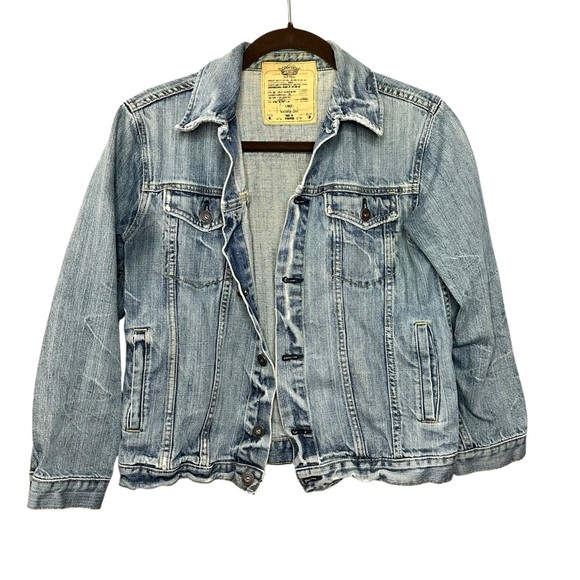 Old Navy Classic Denim Jacket Size Large - Picture 1 of 11